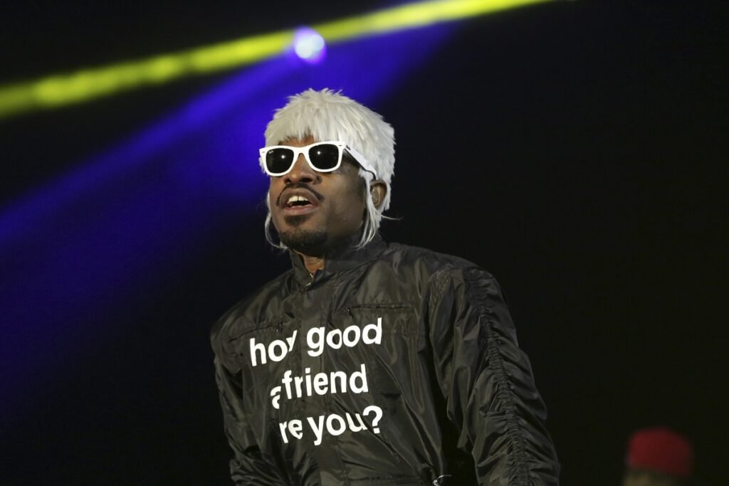 André 3000 Sparks Album Rumors With “Missing Notebook” Post