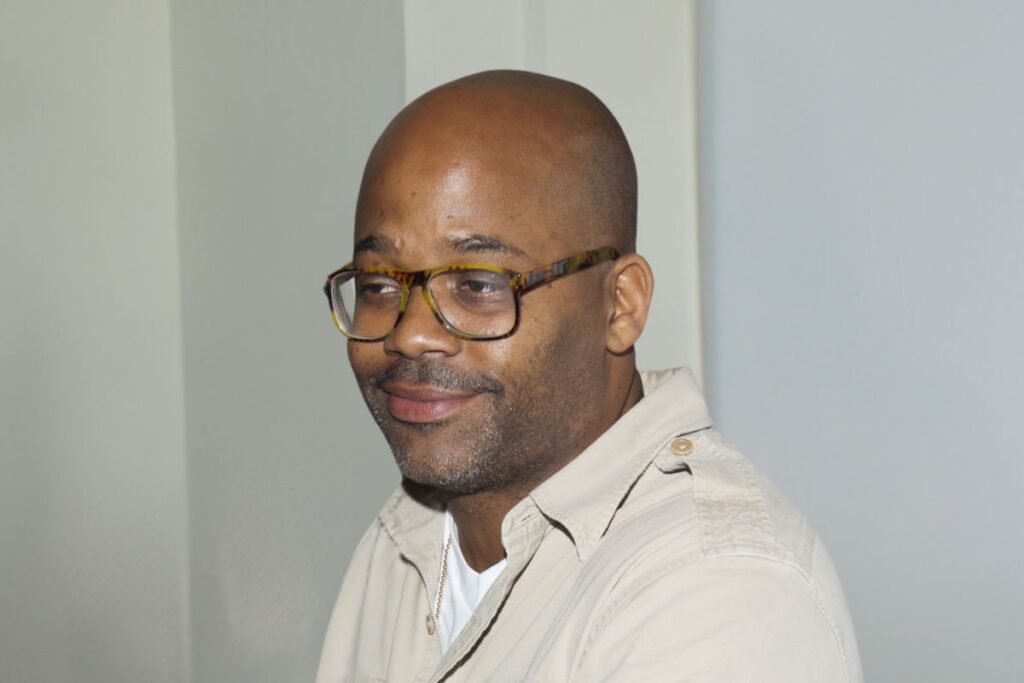 EXCLUSIVE: Lawyer Demands Damon Dash’s Arrest, Cites “White Lesbian Aaliyah” Interview & Bucket Hat