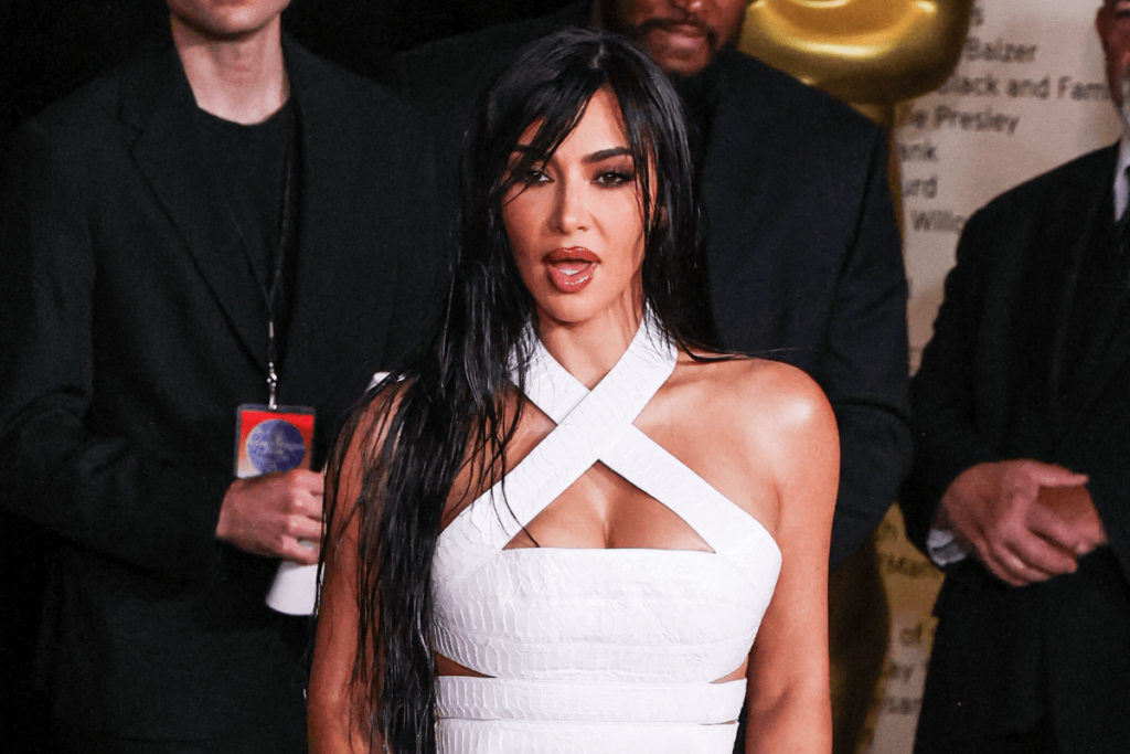 Kim Kardashian Tricked Into Moon Landing Hoax By The Most Unreliable Source Ever