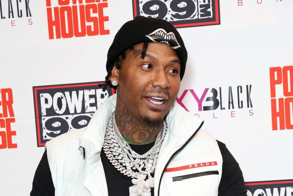 Moneybagg Yo Delivers Thanksgiving Meals To Memphis Families