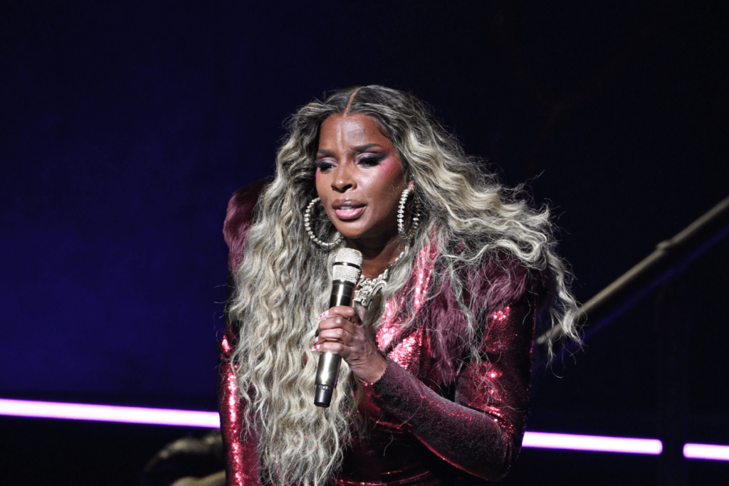 Mary J. Blige Breaks Silence “Tired” Dancing Viral Memes